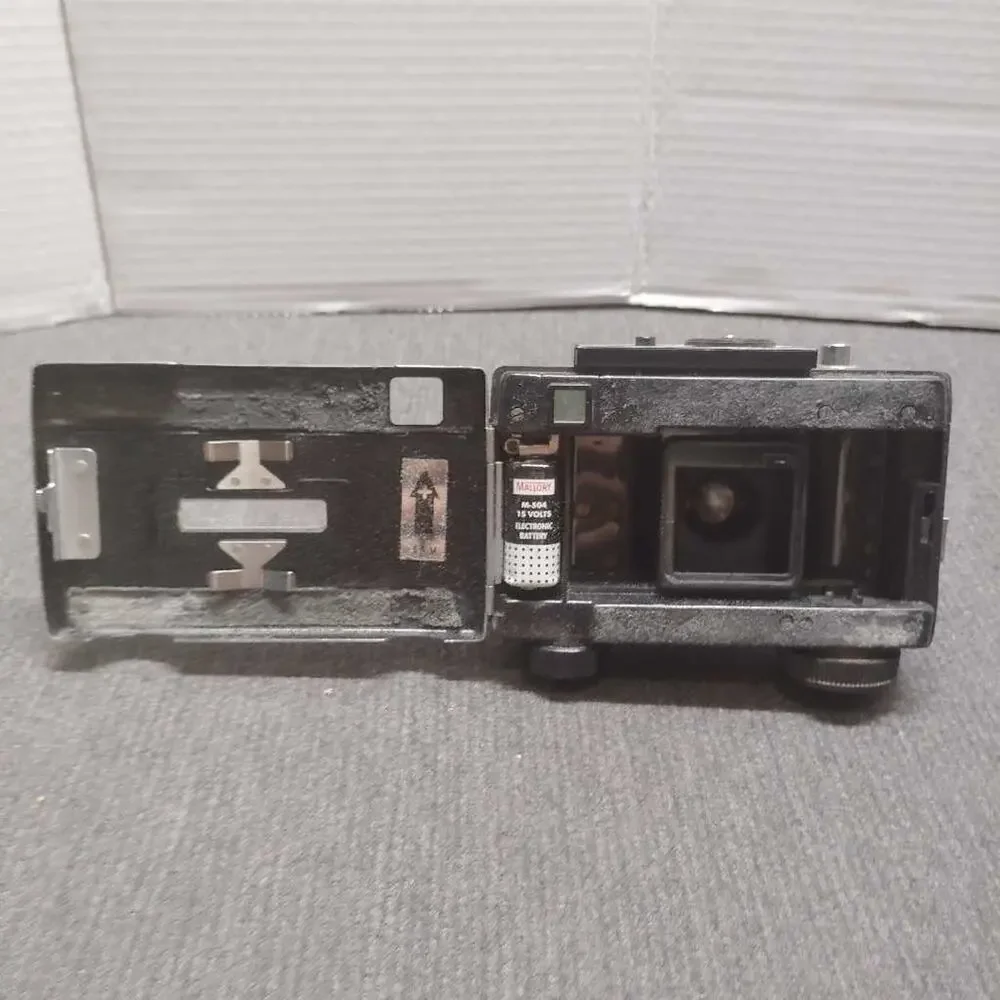 Sears EASI-LOAD FC 600 Camera 126 Film Vintage 1970s Retro Photo